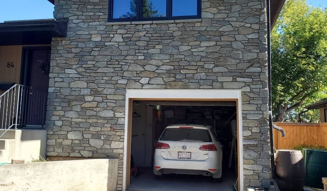 Stone Veneer – 1 new